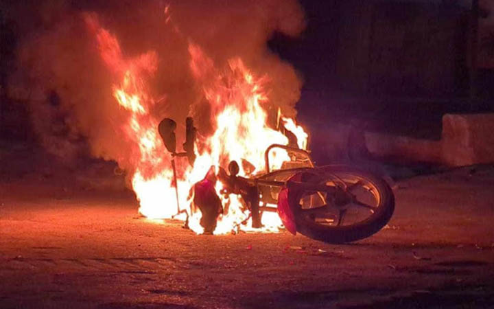 রাজশাহীতে বিএনপির দু’গ্রুপের মধ্যে সংঘর্ষ, আহত ৪